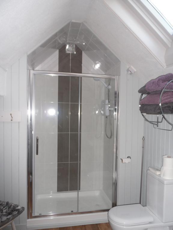 Claremont House Holiday Apartments Llandudno Phòng bức ảnh