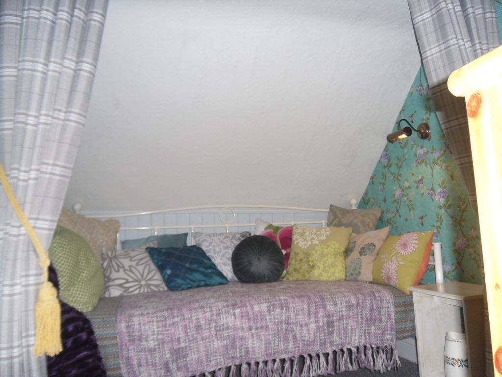 Claremont House Holiday Apartments Llandudno Phòng bức ảnh