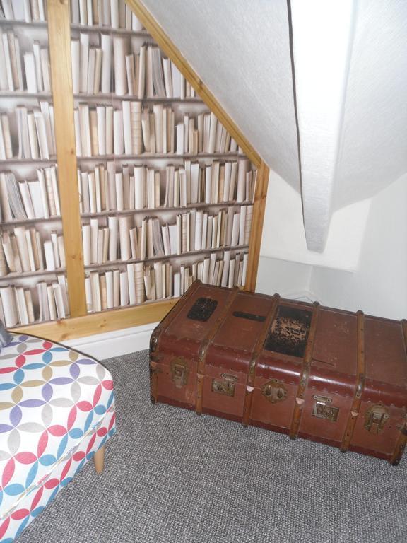 Claremont House Holiday Apartments Llandudno Phòng bức ảnh